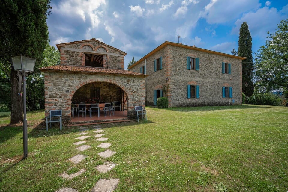 Amenities, Autumn, Building Exterior, Garden, Main Entrance, Spring, Summer