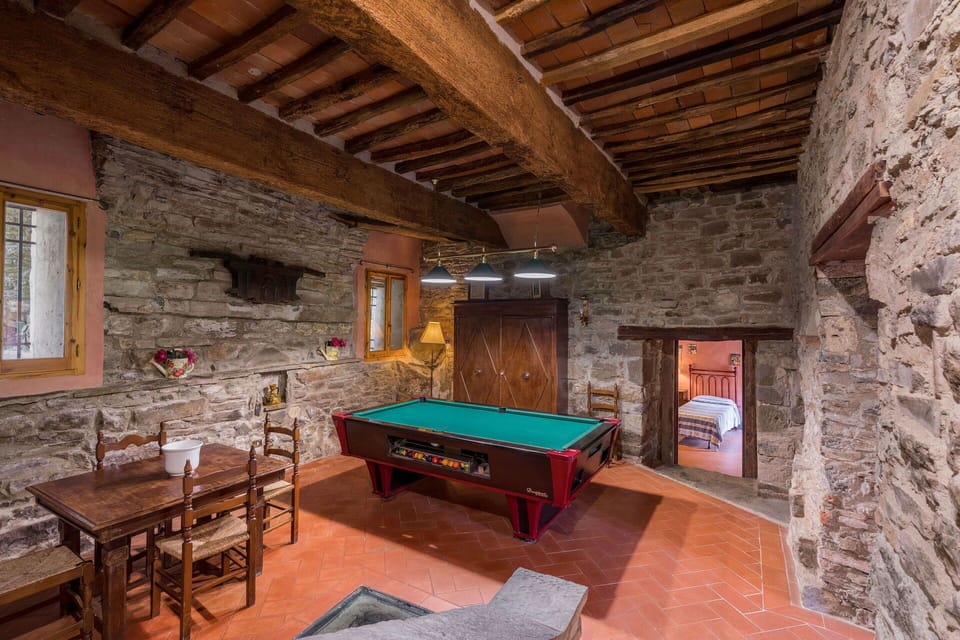 Activities, Amenities, Autumn, Room Detail, Spring, Summer