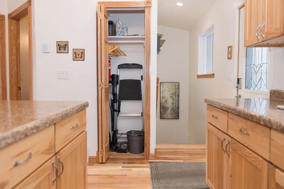 Supplies provided to guests (stairs going to lower level are to the right)