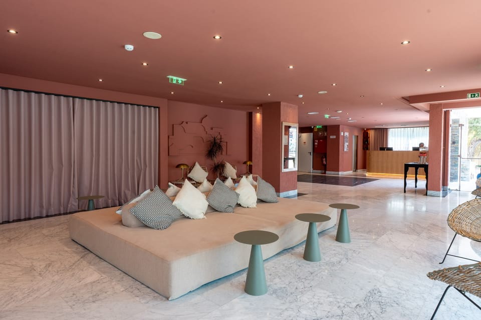 Topazio Vibe Beach Hotel & Apartments - Adults Friendly Hotel in Albufeira