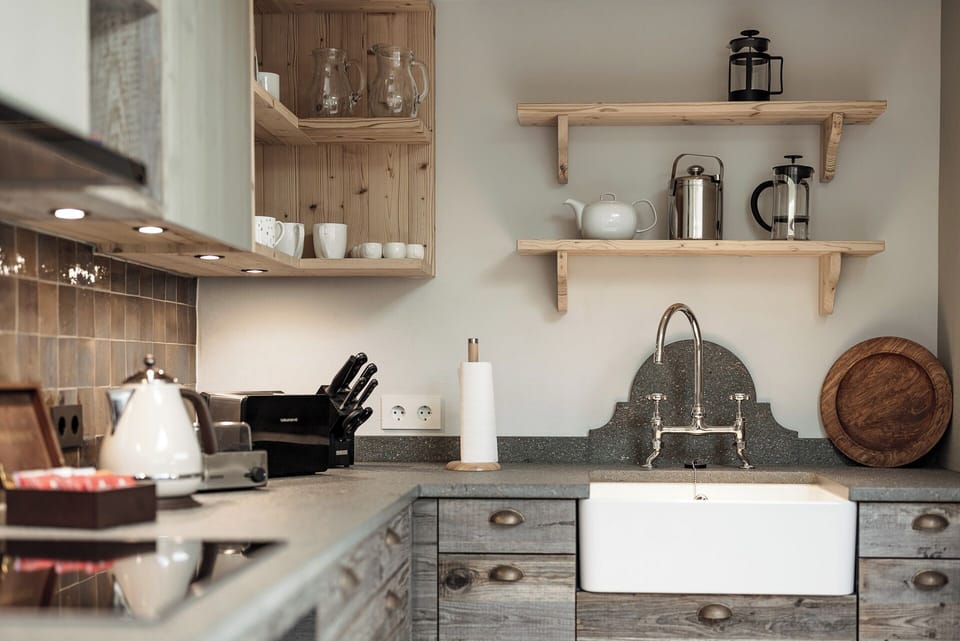 Luxury Penthouse, Balcony, Mountain View | Private kitchen | Full-size fridge, microwave, oven, stovetop