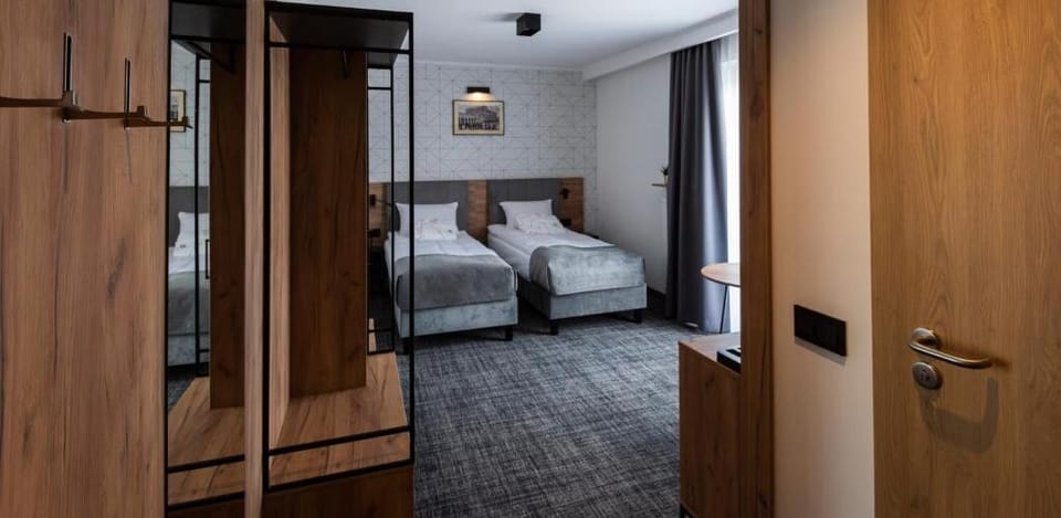 Superior Twin Room | Premium bedding, pillowtop beds, in-room safe, individually furnished