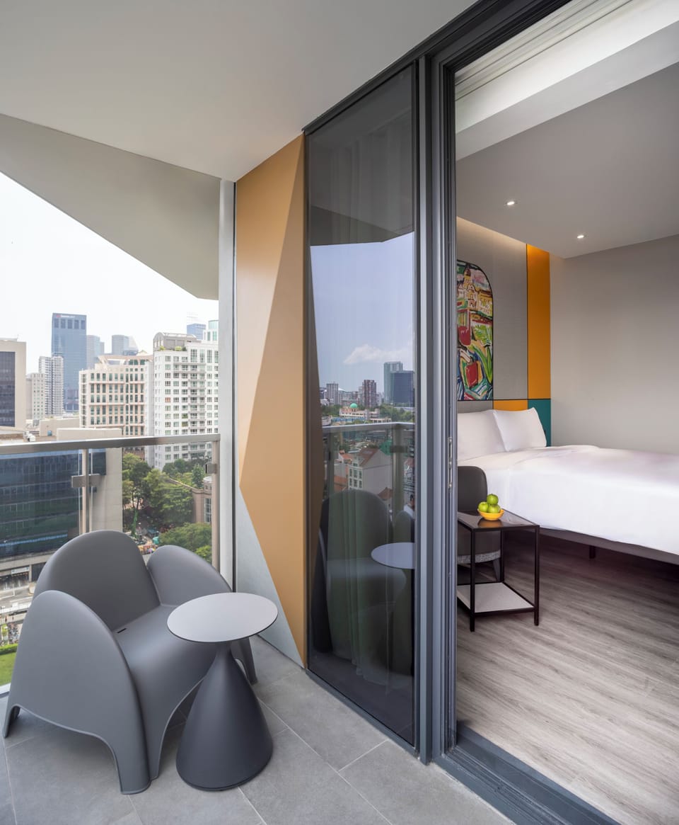 Deluxe Queen with Balcony | Desk, laptop workspace, WiFi (free), individually furnished
