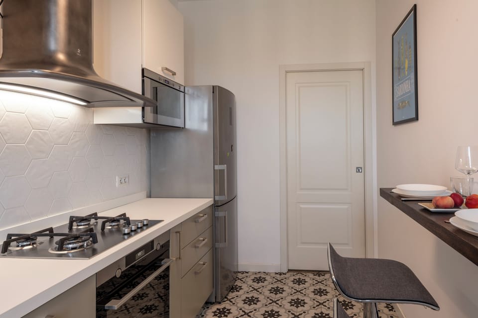 Apartment | Private kitchen | Dining tables