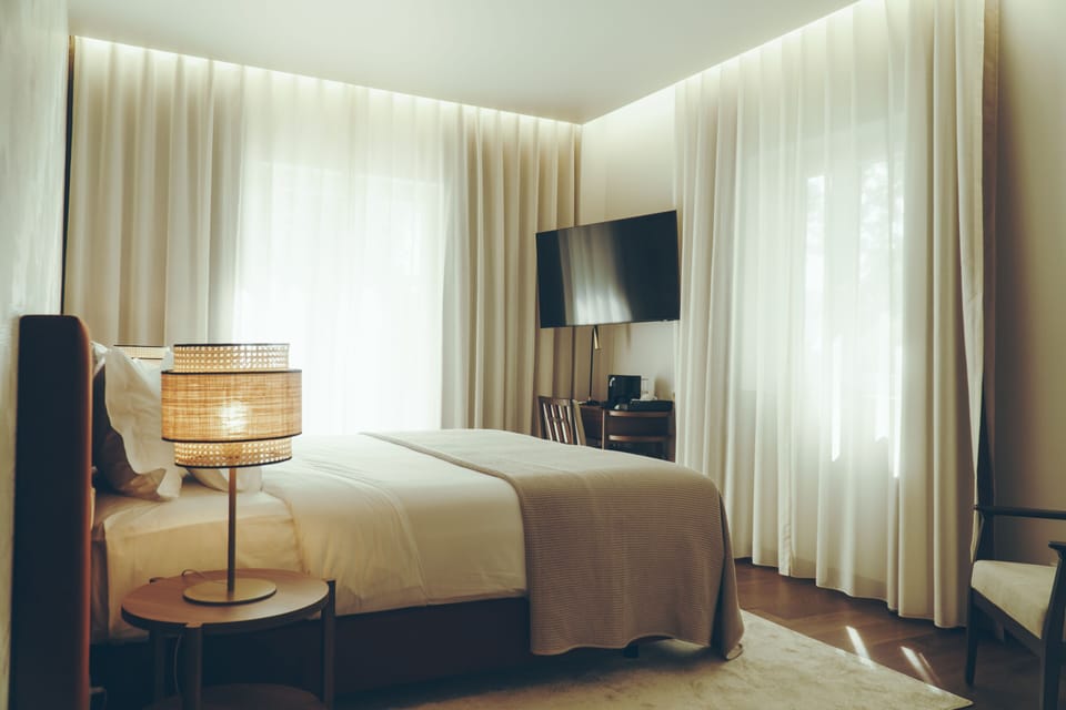 Standard Double Room | Minibar, in-room safe, individually decorated, individually furnished