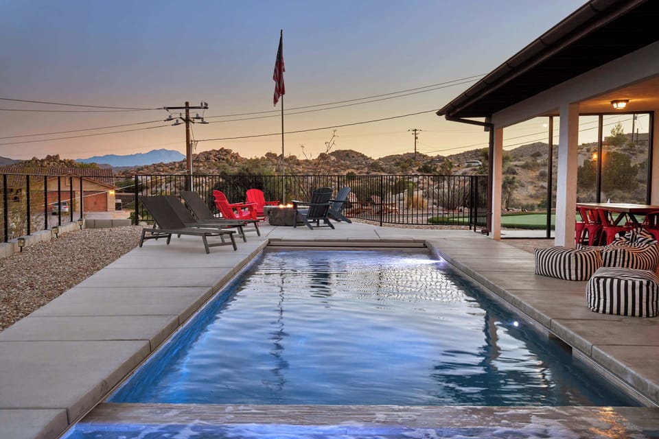 Pool and Spa!