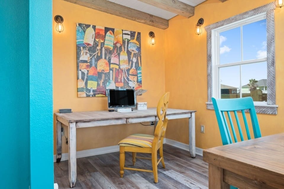 House, 3 Bedrooms | Business center