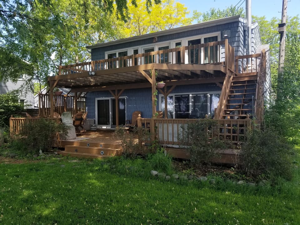 Double deck on lakeside
