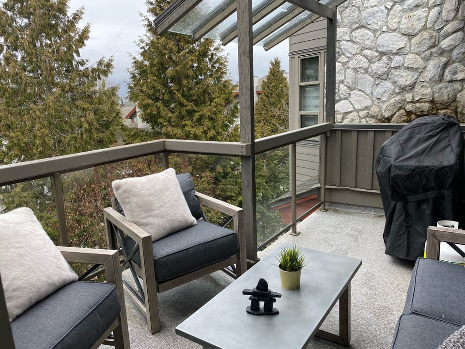 Outdoor Private Deck