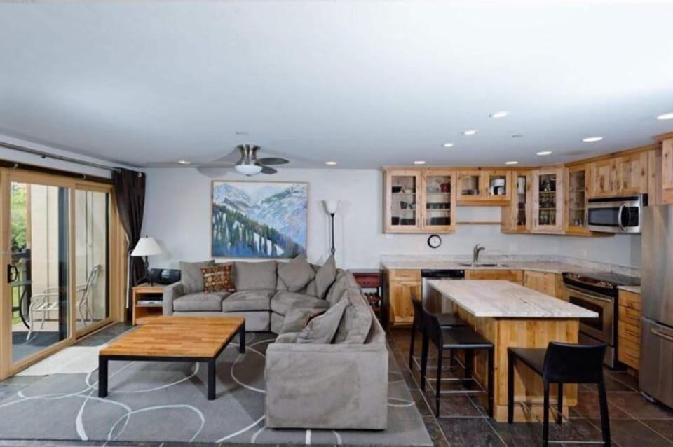 Condo (Snowmass Village 3 Bedroom Premier Co) | Exterior