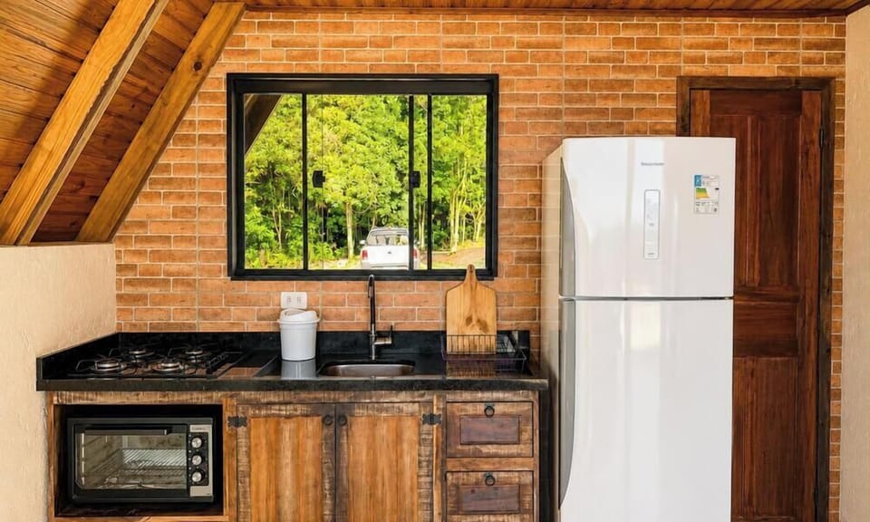 Premium Cabin | Private kitchen | Cookware/dishes/utensils, dining table