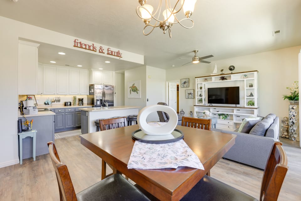 Dining Area | Dishware & Flatware | Free WiFi