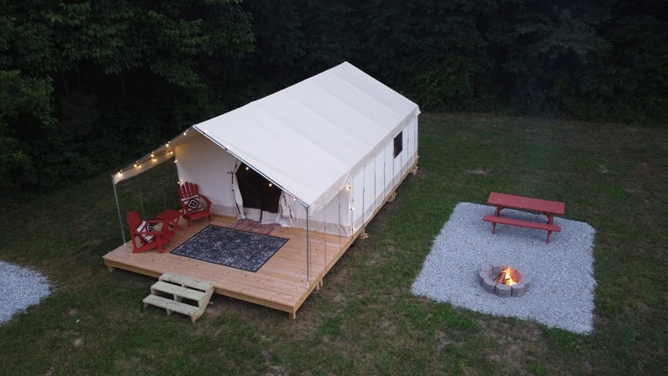 Nice full exterior shot of Tent 1