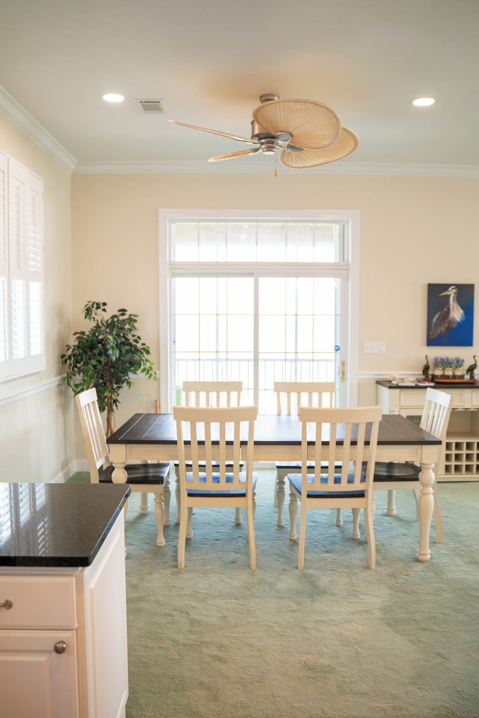 Dining room table

