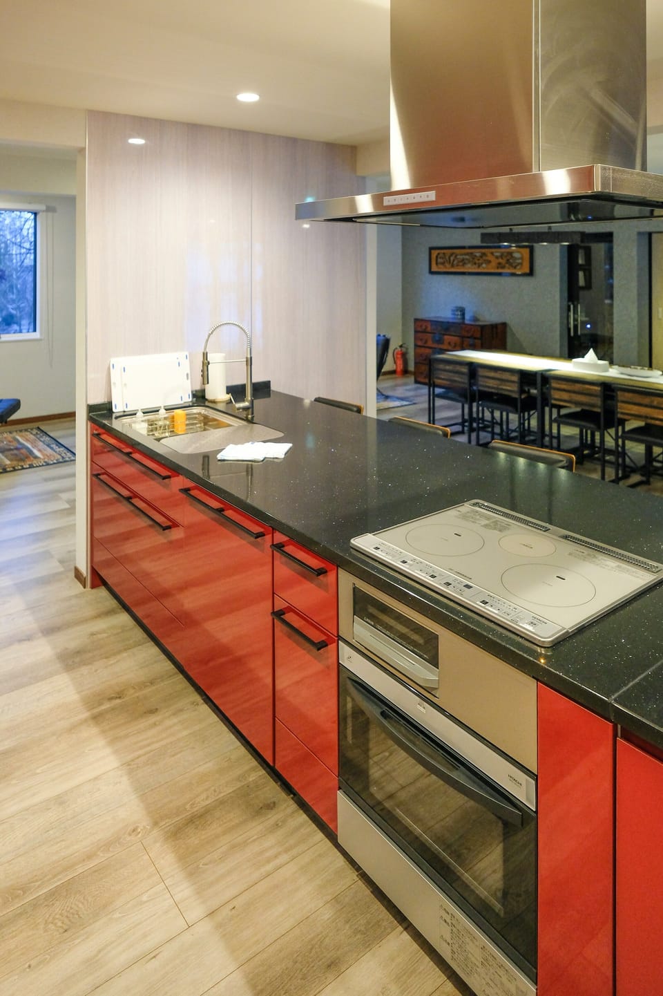 Cottage | Private kitchen | Full-size fridge, microwave, oven, stovetop