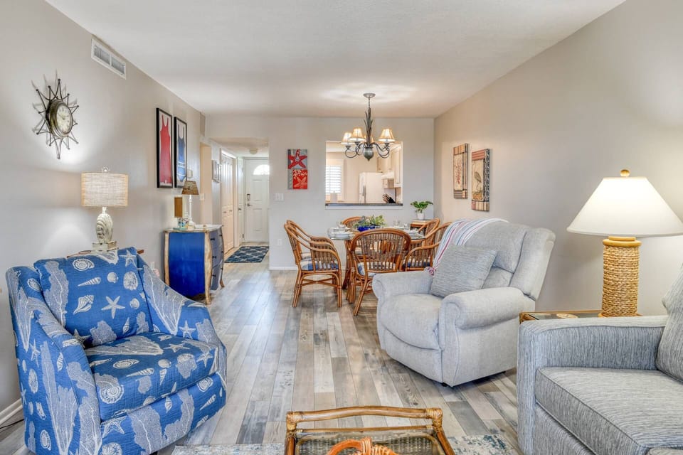 Connect with your group as you create cherished memories together at Beach Time!