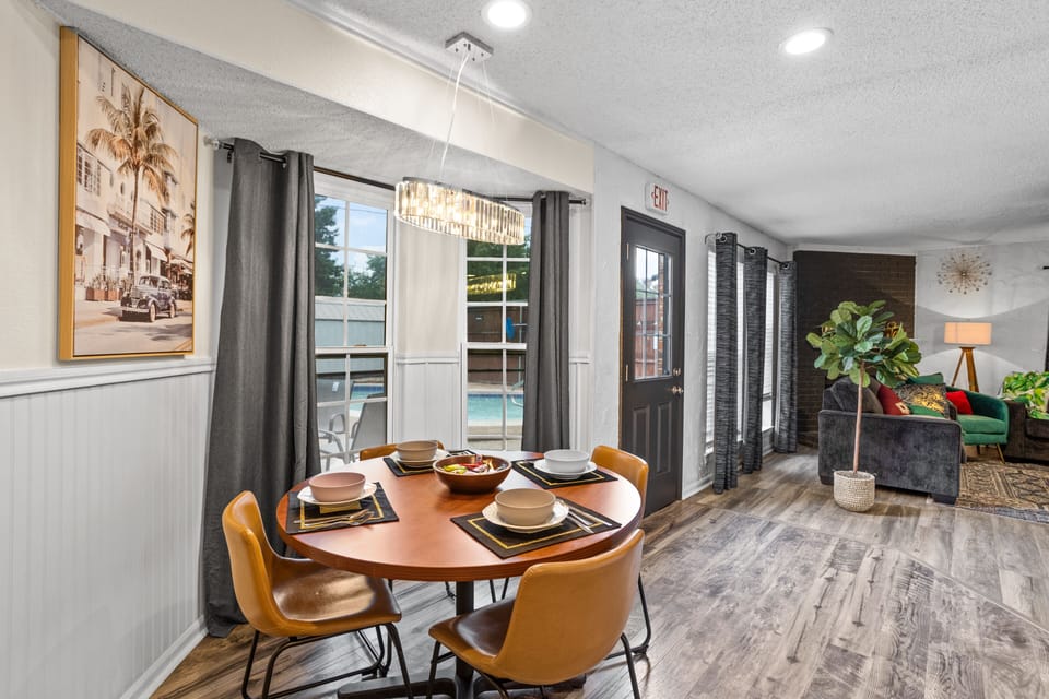 Dinning table
