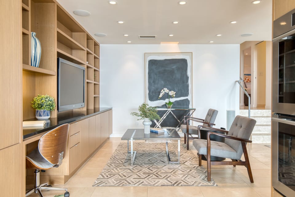 Additional sitting area.