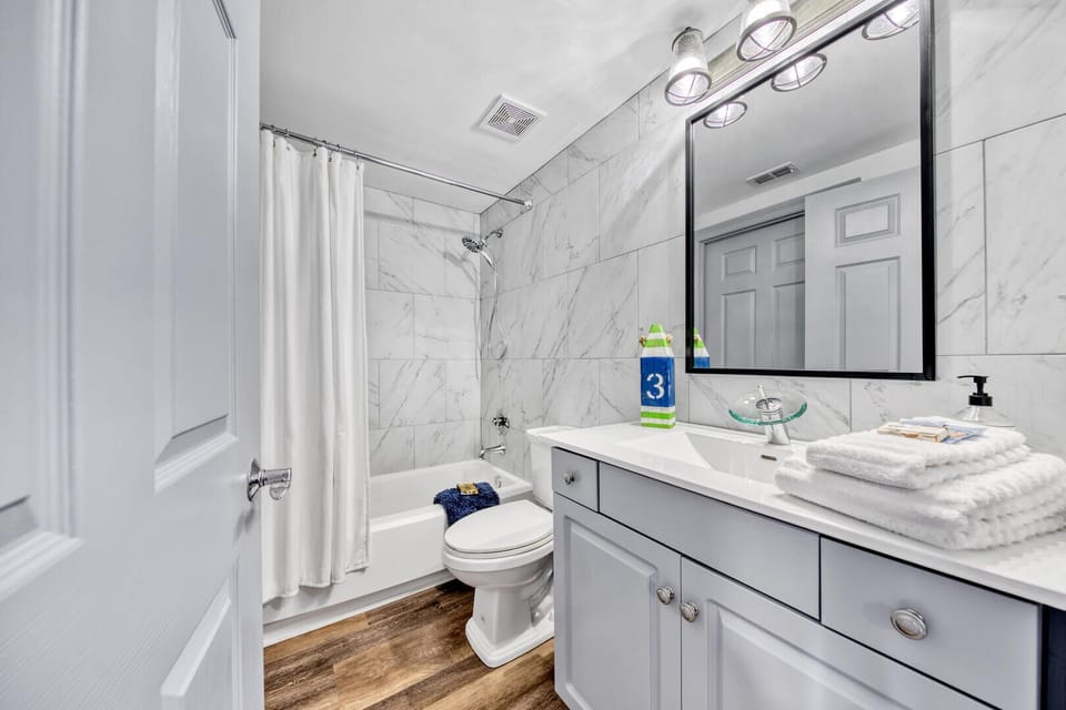 2nd bathroom