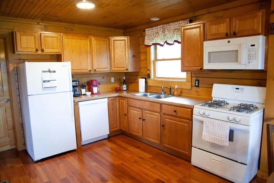 Kitchen – Fully stocked with everything you need for group meals.