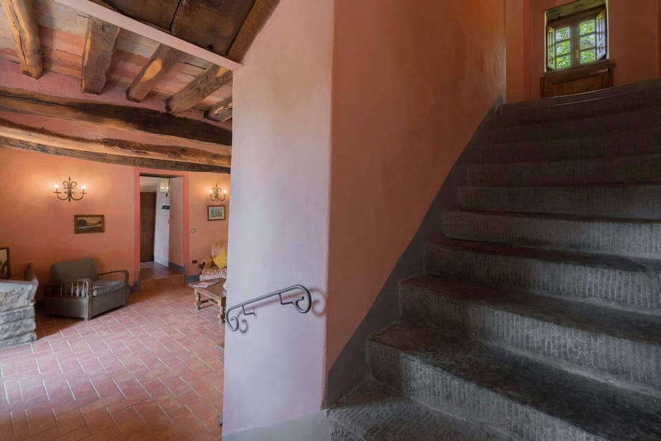 Wood, Lighting, Window, Building, Floor, Flooring, Stairs, Hardwood, Comfort, Ceiling