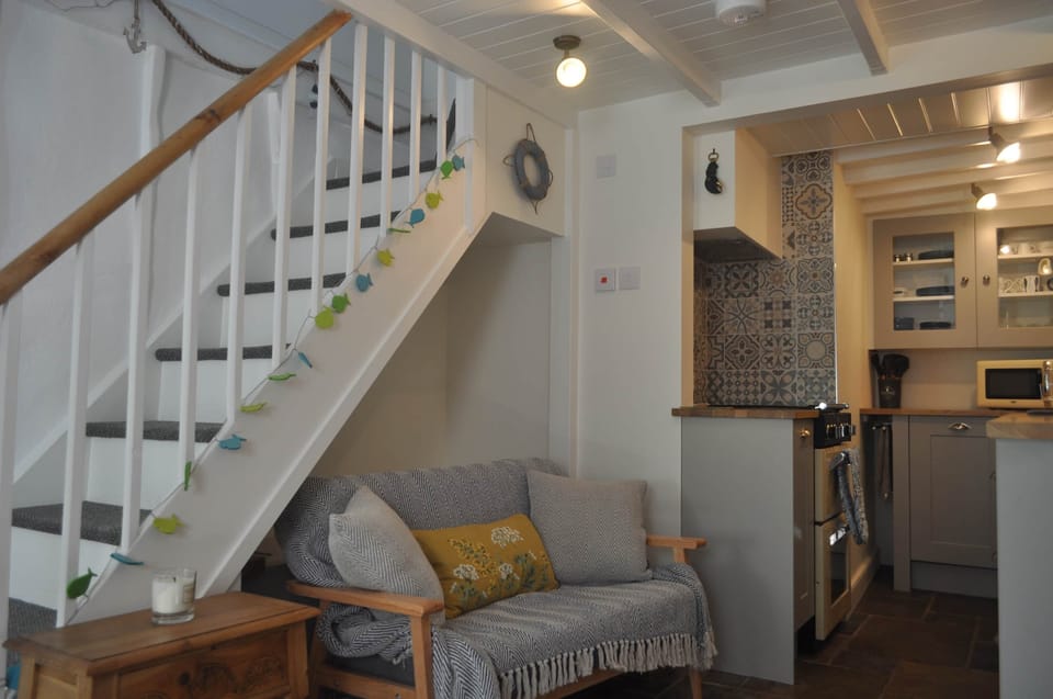 Kitchen Snug
