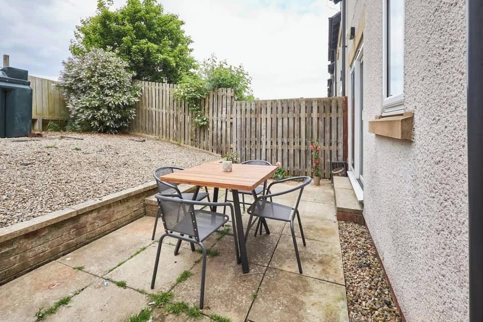 Beachomber's Rest, Seahouses - Host & Stay