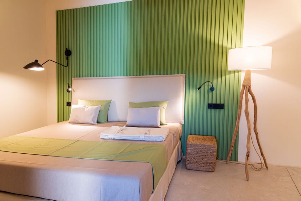 1 bedroom, premium bedding, in-room safe, soundproofing