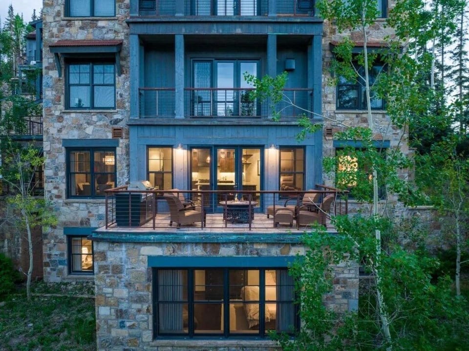 37354bcd582c5dc0137469da2062cefel-b747459930od-w640_h480_x2