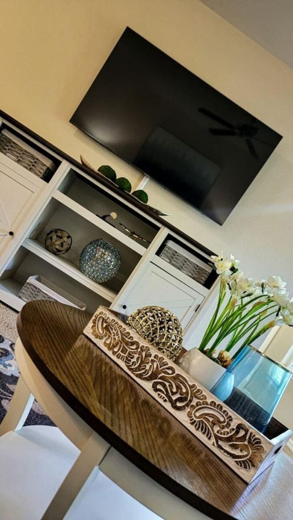 Experience Ultimate Comfort and Serenity in Our Living Room Sanctuary