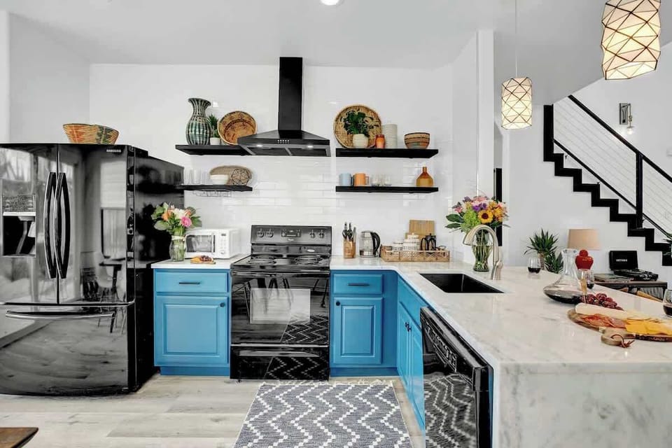 House, Multiple Beds, Hot Tub (510 Mueller St #13) | Private kitchen | Coffee/tea maker