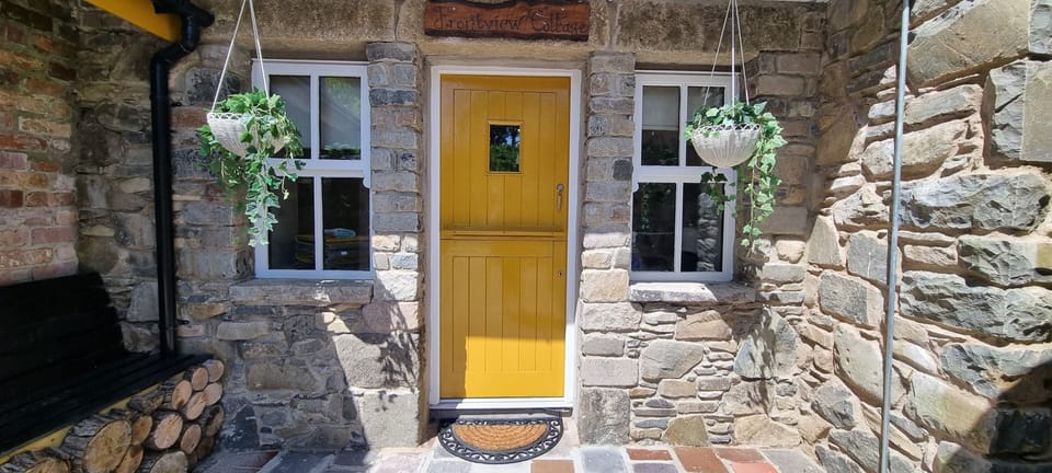 Cottage | Exterior detail