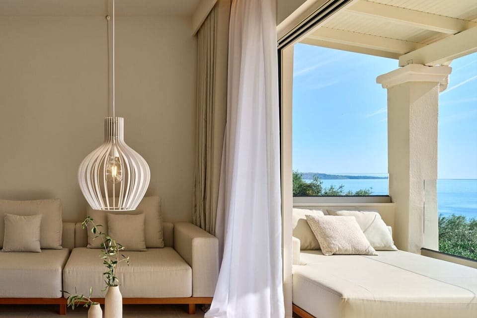 Wow Suite with Hot Tub | Terrace/patio