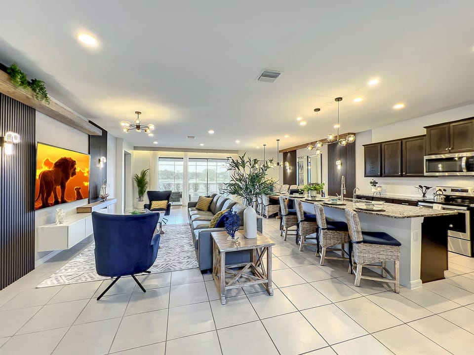 Open Floor Plan - Living Room, Kitchen, Dining Room