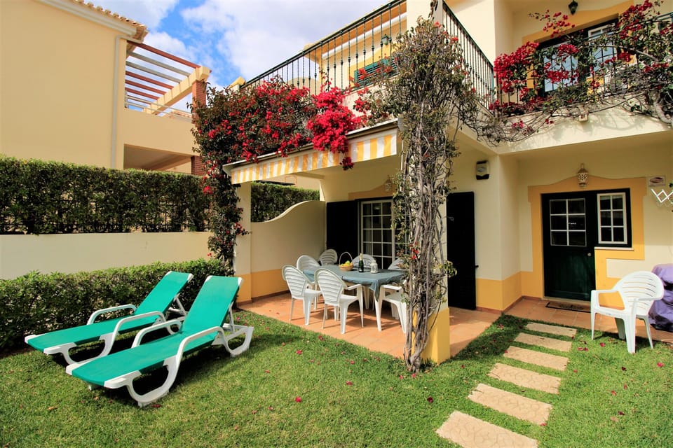 Apartment, 2 Bedrooms, Pool Access | Balcony