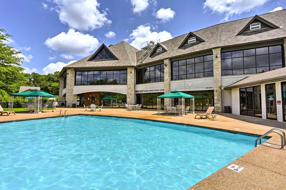 Community Amenities | 2 Outdoor Pools | Dog Friendly w/ Fee