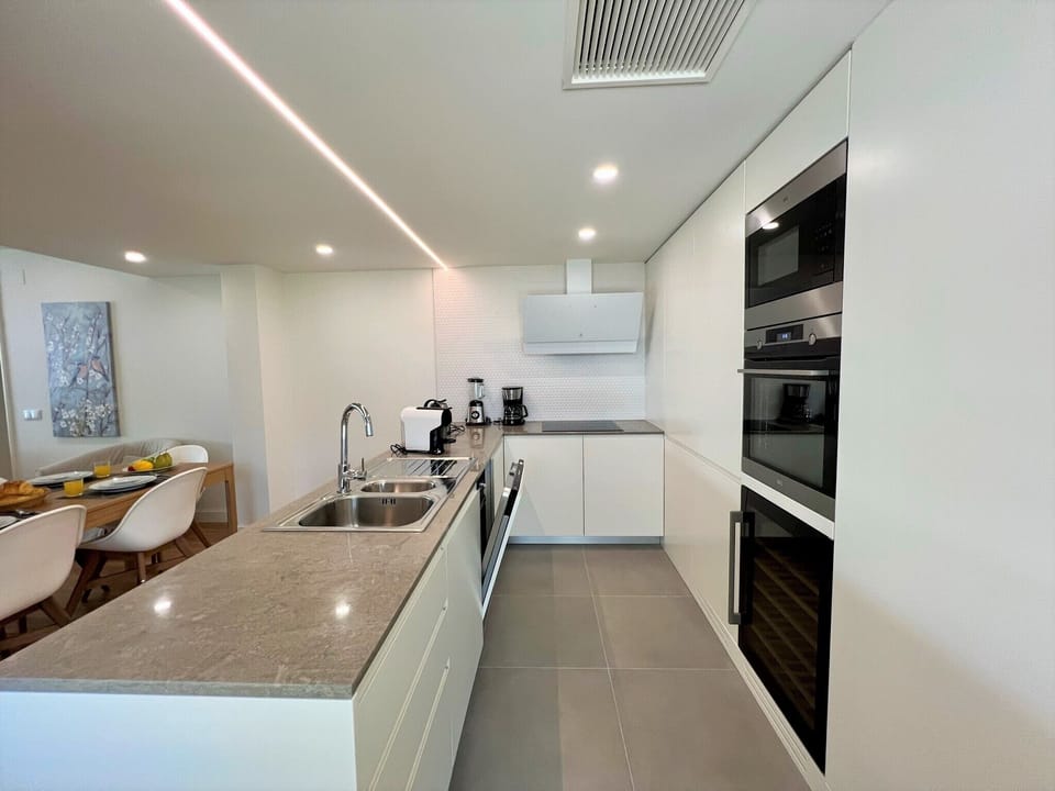 Apartment, 2 Bedrooms, 2 Bathrooms | Private kitchen | Microwave, oven, dishwasher, coffee/tea maker
