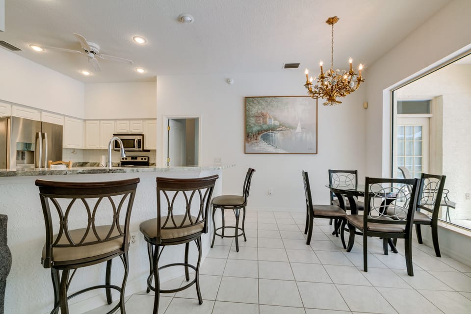 Additional Dining Area