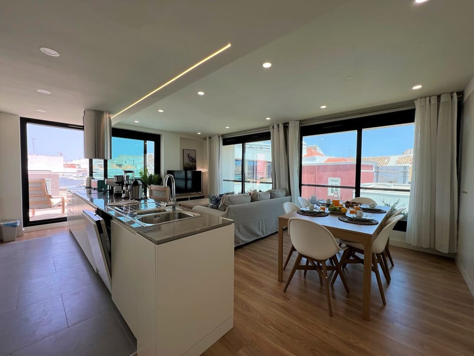 Apartment, 2 Bedrooms, 2 Bathrooms | Private kitchen | Coffee/tea maker, microwave, oven, dishwasher