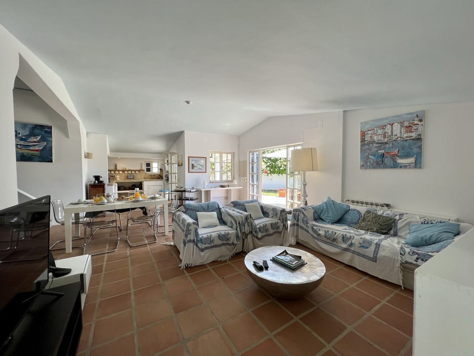 Villa, 4 Bedrooms, Private Pool | Living room