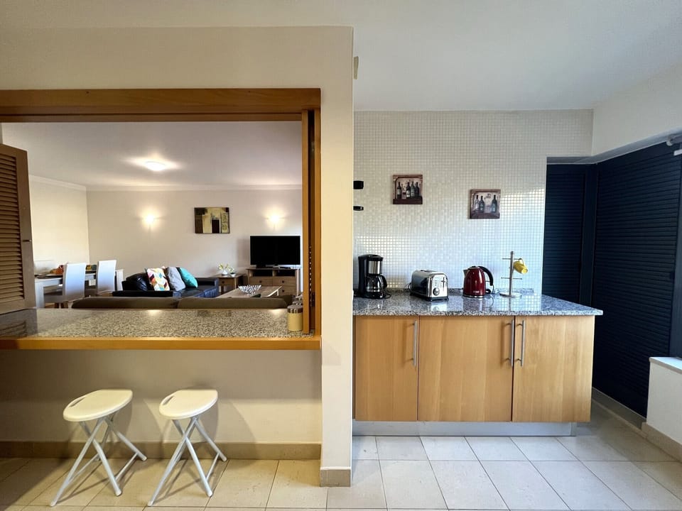 Apartment, 1 Bedroom, Terrace | Private kitchen | Microwave, oven, dishwasher, coffee/tea maker
