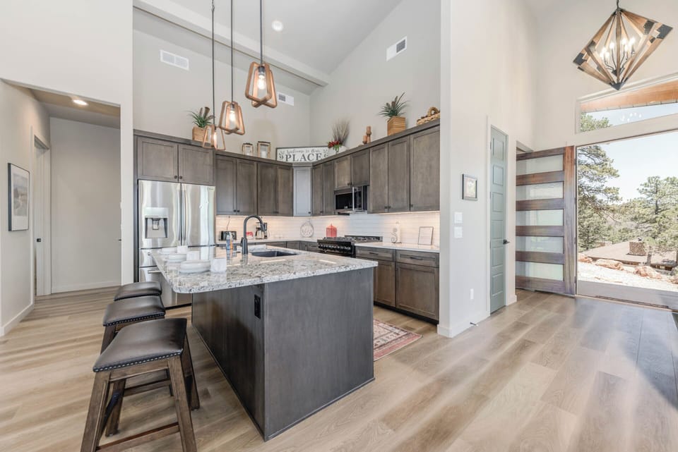 House (5 Bedrooms) | Property amenity