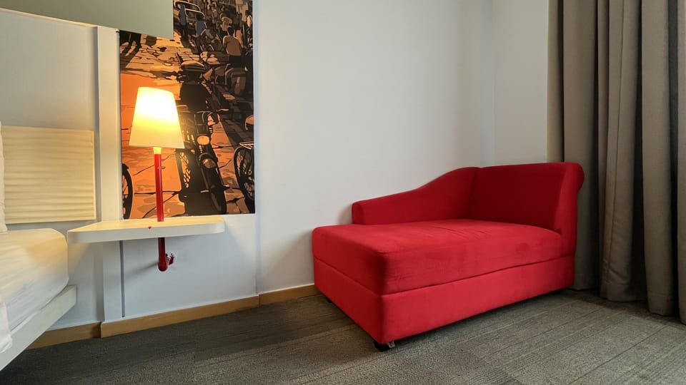Junior Double Room | Desk, free WiFi