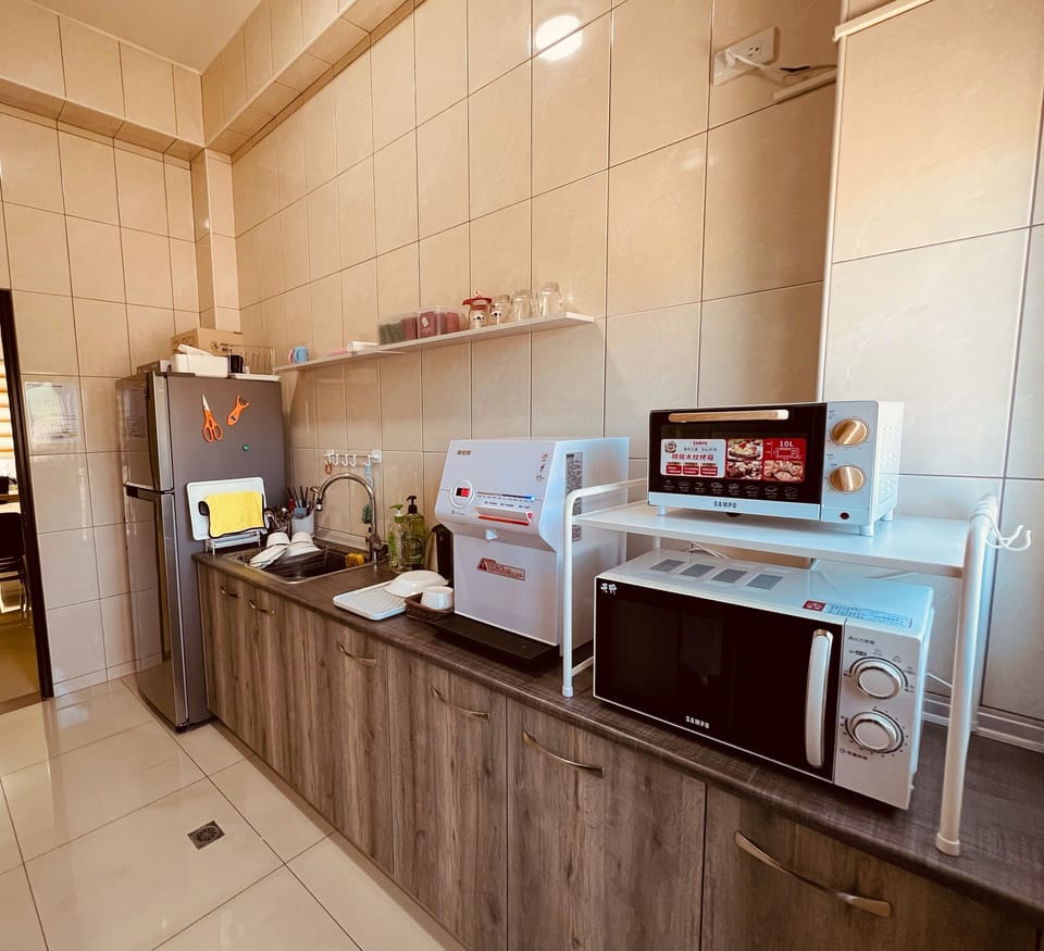 Microwave, oven