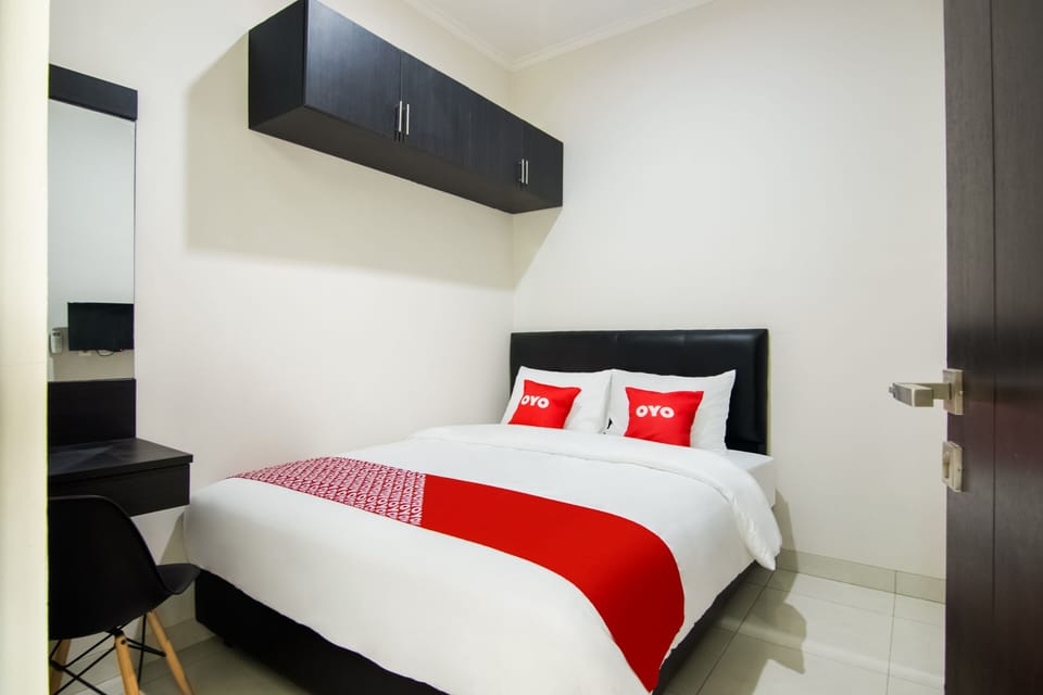 Standard Double Room | Desk, free WiFi, bed sheets
