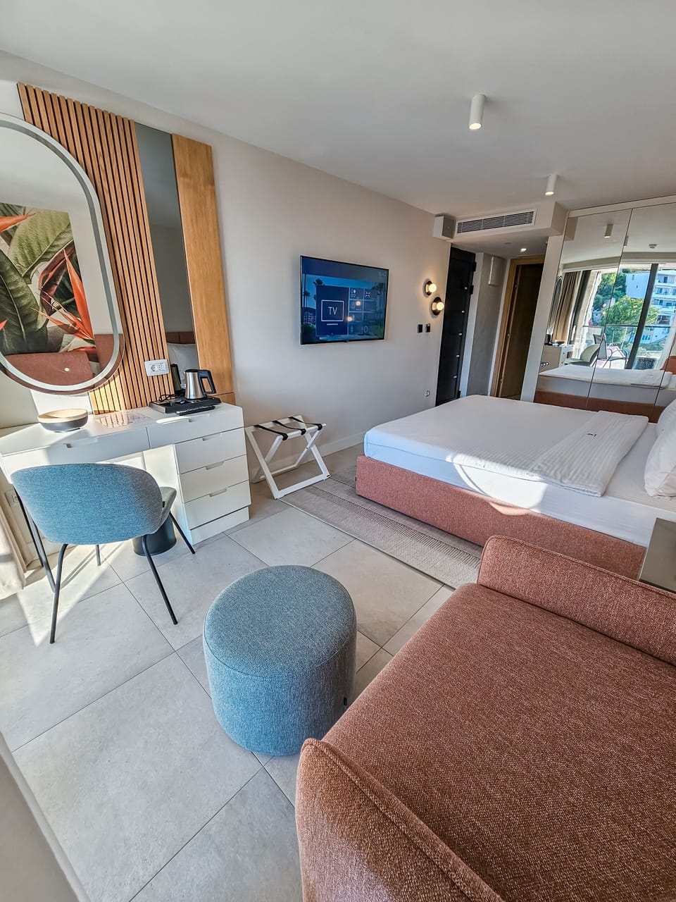 Superior Double Room, Non Smoking, Sea View | Premium bedding, memory foam beds, in-room safe, desk