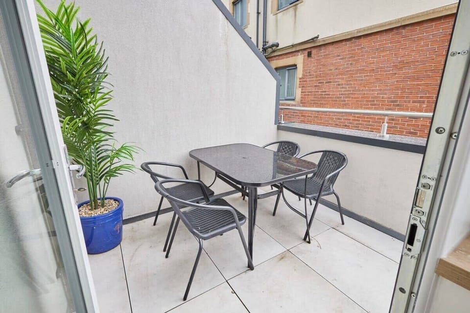 Scarborough View Luxury Apartment,  Scarborough - Host & Stay