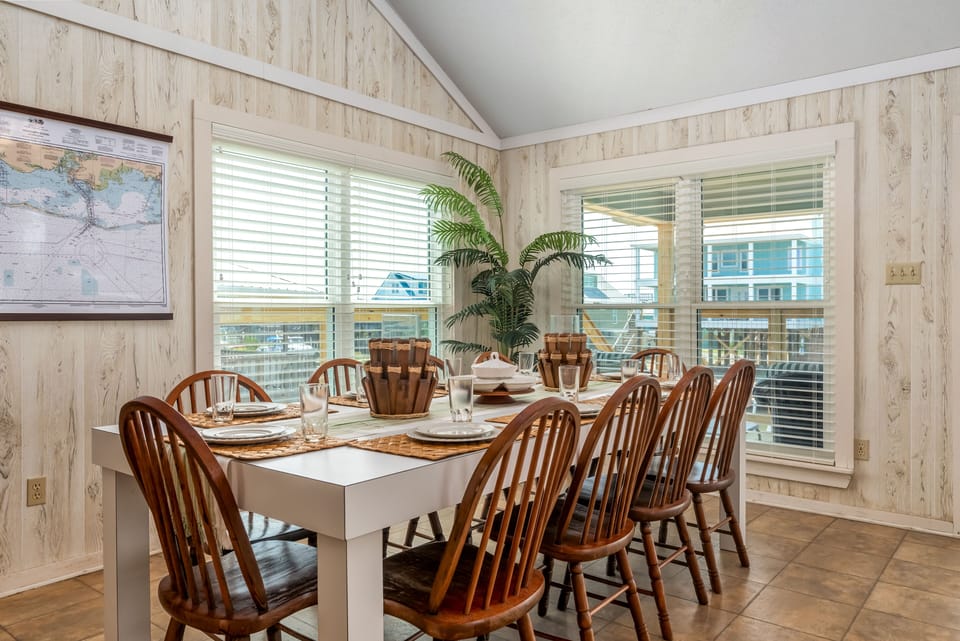 Dining Dauphin Island Beach House