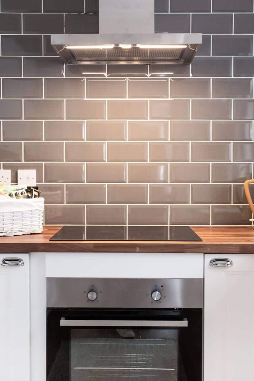 House | Private kitchen | Fridge, microwave, oven, stovetop