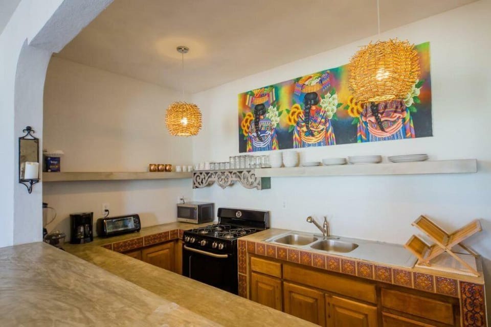 Kitchen (2)